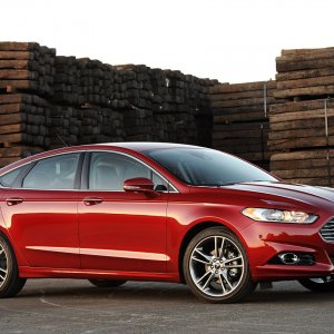 01-2013-ford-fusion1.jpg