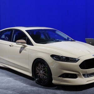 01-ford-fusion-sema-2012.jpg