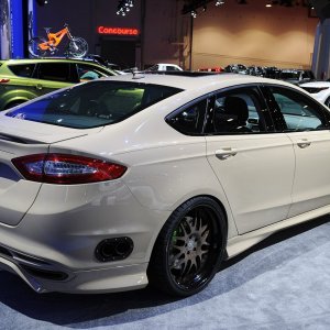 02-ford-fusion-sema-2012.jpg