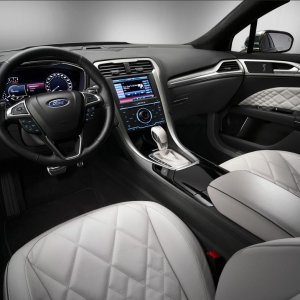 vignale-mondeo-concept-interior-photo-535532-s-1280x782.jpg