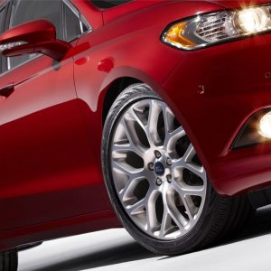 14-2013-ford-fusion.jpg