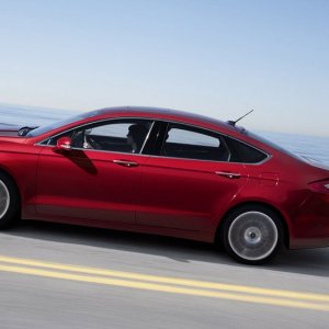 23-2013-ford-fusion.jpg