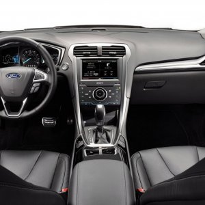 41-2013-ford-fusion.jpg