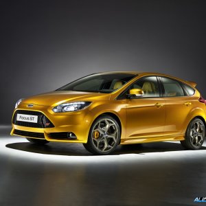 newfordfocus-st-13.jpg